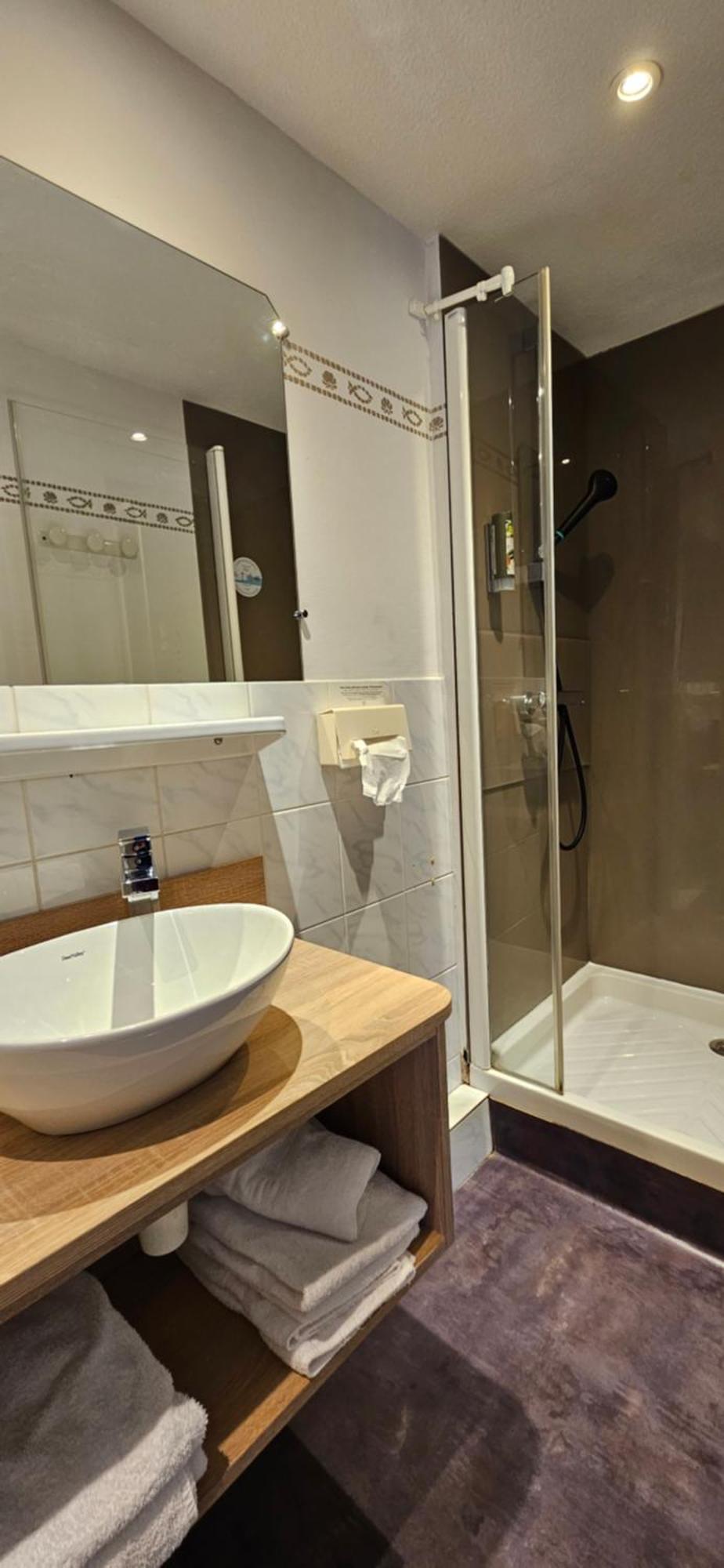 Hotel Logis Restaurant De La Poste 3*